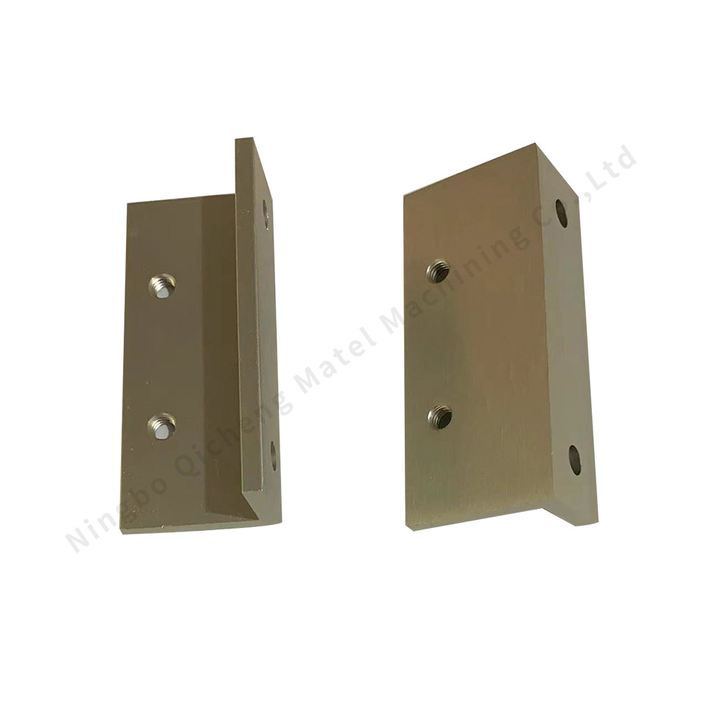 Aluminium extruded parts 36