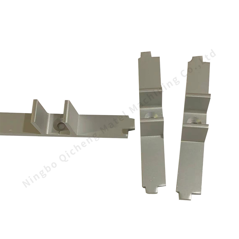 Aluminium extruded parts 35