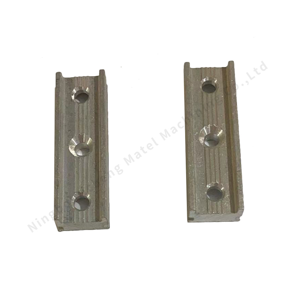 Aluminium extruded parts 32