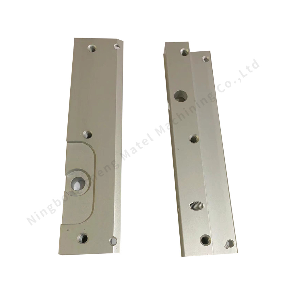 Aluminium extruded parts 27